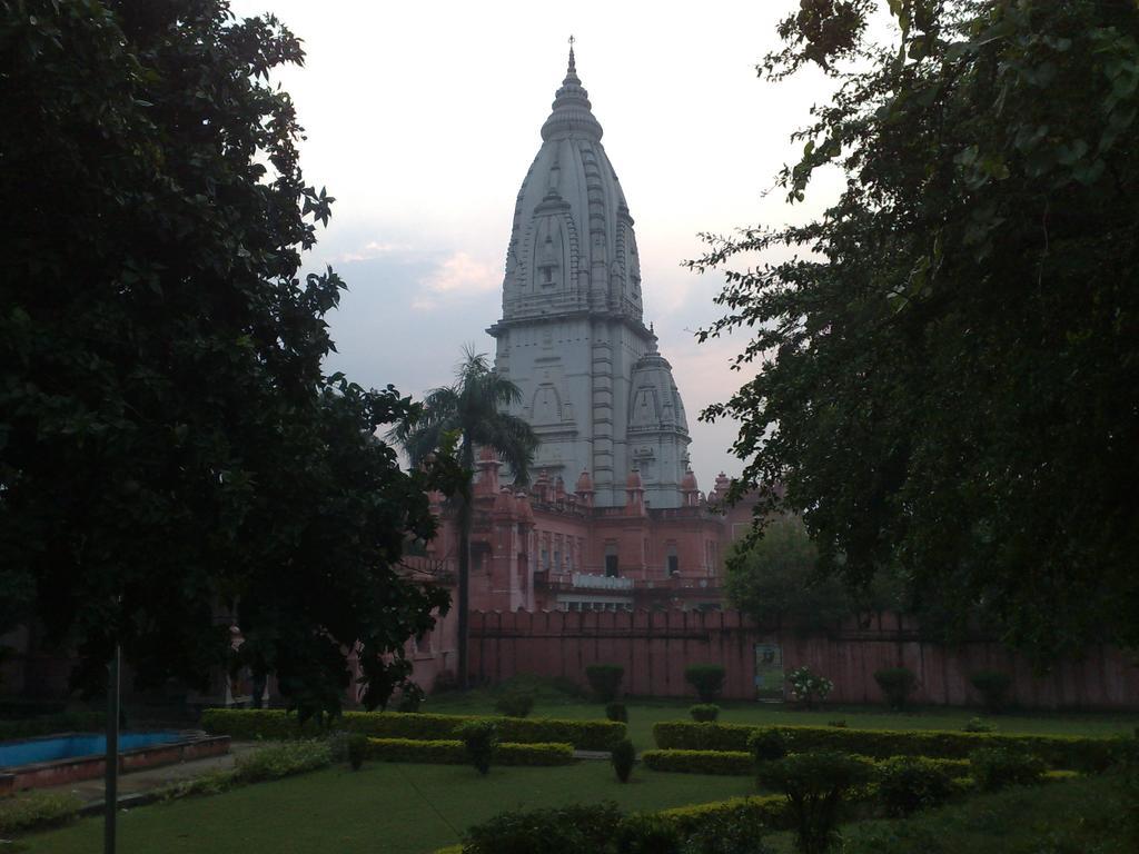 Grg Shanti Guest House Varanasi Near Manikarnika Ghat Kültér fotó