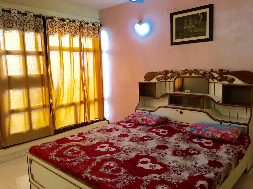 Grg Shanti Guest House Varanasi Near Manikarnika Ghat Kültér fotó